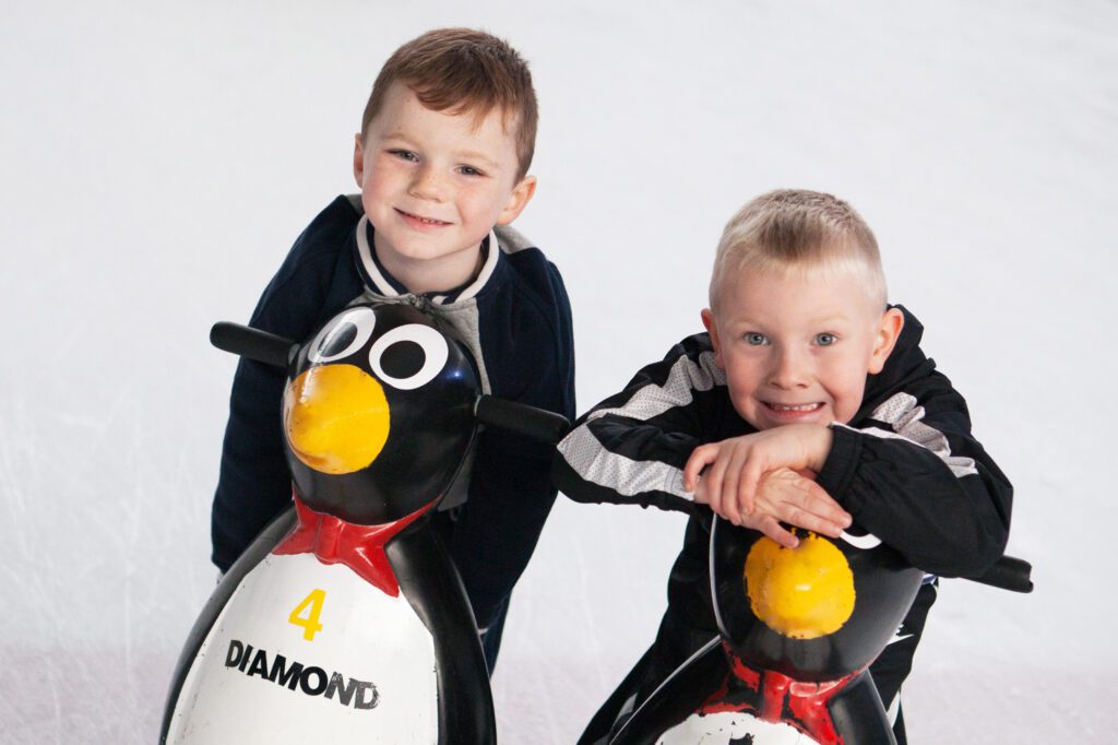 Under 3's skate FREE